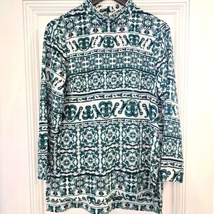 Emerald Green & White Patterned Women's Long Sleeve Top/Tunic, Size 8 EUC